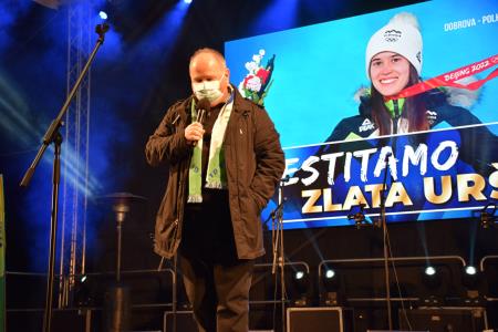 Župnik Bogdan Oražem